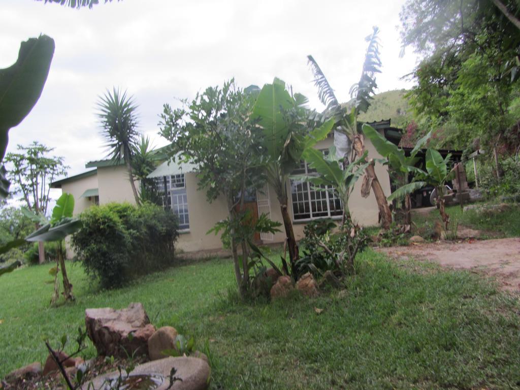 Bushwhacked Barberton Hotel Buitenkant foto